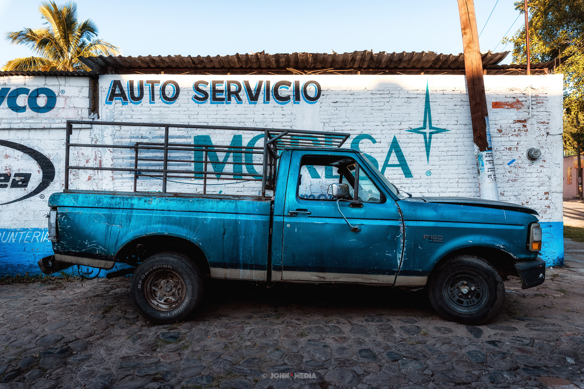 Oaxaca Turquoise Truck
